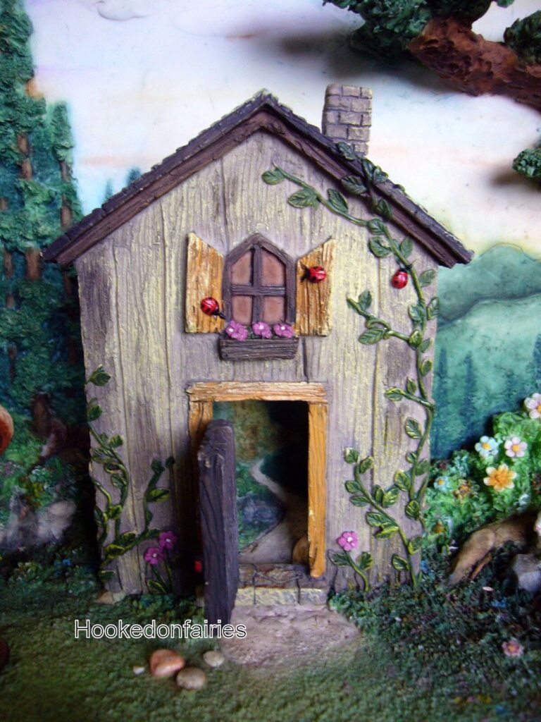 Miniature Ladybug Fairy Door hinged WS 1312 Fairy Garden Dollhouse review